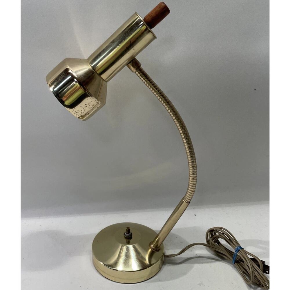 Vintage Gold Gooseneck Desk Lamp – Retro Adjustable Task Light – Mid-Century